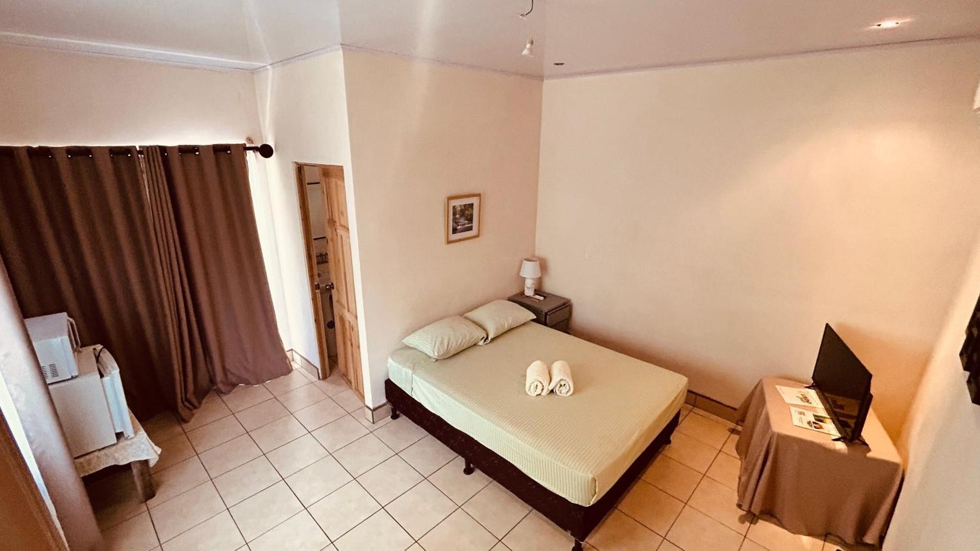 Casa Encantada - Manuel Antonio - Aire Acondicionado - Wifi - Parking - Max 5 Guest Exterior foto
